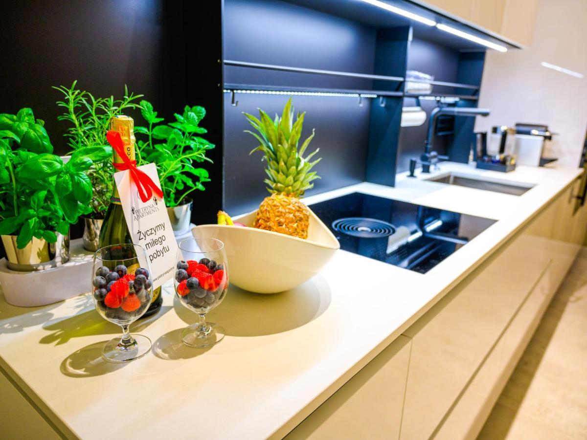 Pietryna Apartments Luxury - Sauna , Jacuzzi , Bezposrednio Przy Ul Piotrkowskiej Лодзь Екстер'єр фото